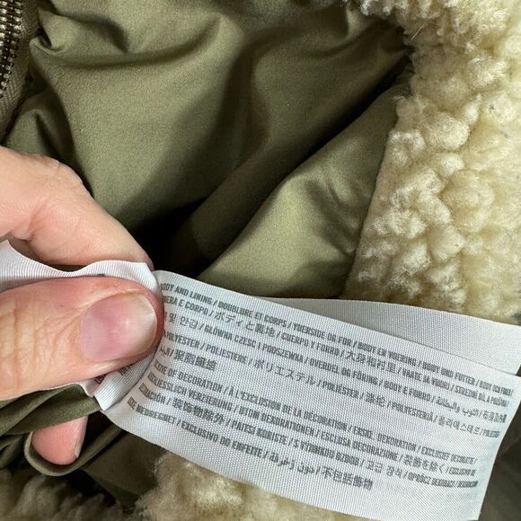 Abercrombie & Fitch Bomber Jacket Womens Size Medium Beige Sherpa Fleece‎ Zip Up - Picture 10 of 11